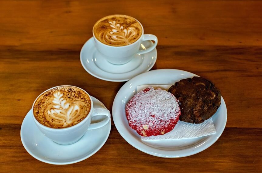 starbucks peppermint mocha calories