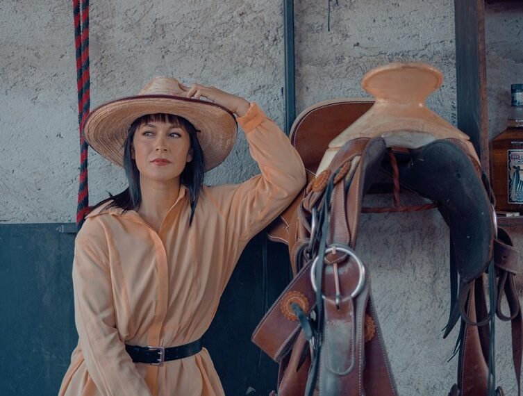 peach flavored digestive candy ropes